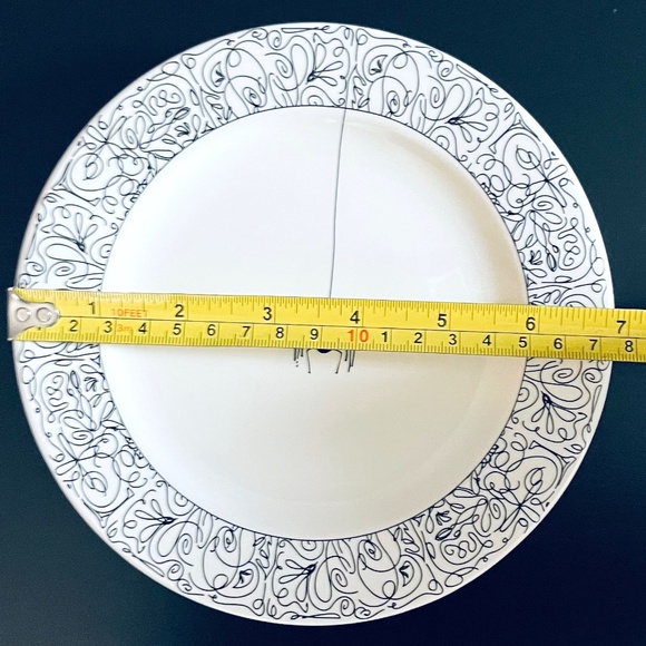 Two Halloween Dessert Plates - Spider and Bats - Picture 5 of 7